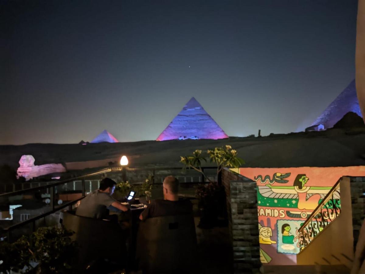 Pyramids Giza